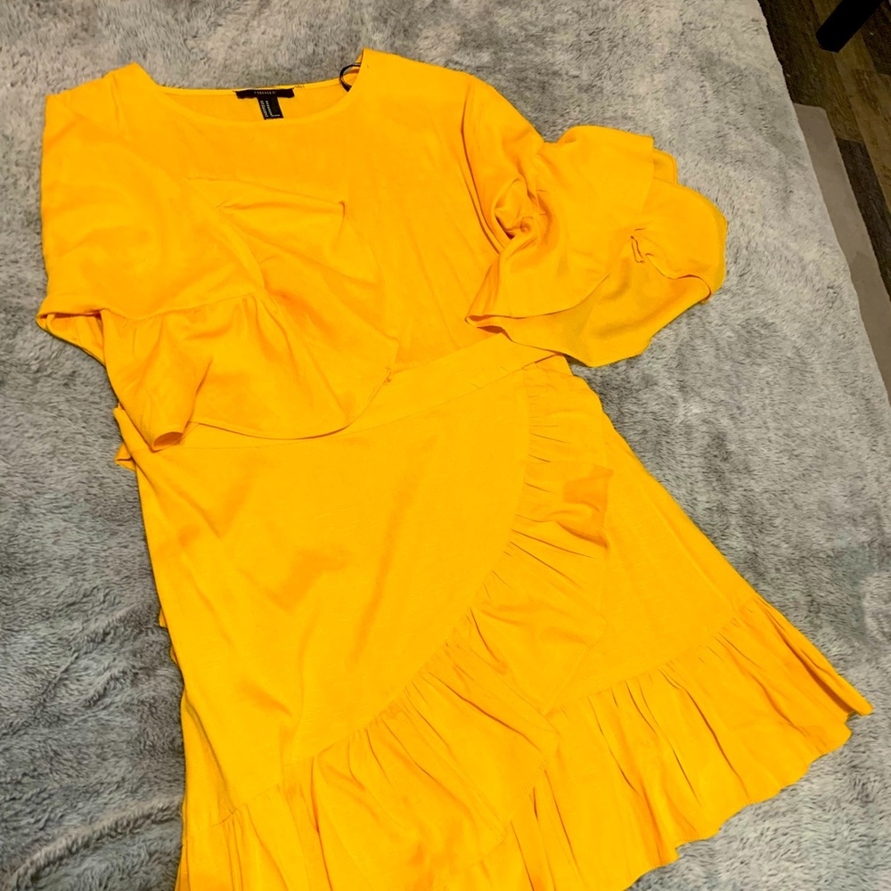 Yellow dress